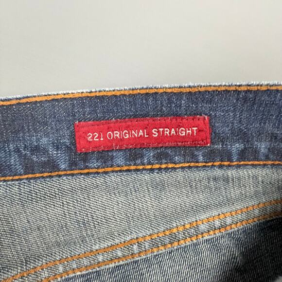 Lucky Brand 221 Original Straight Jeans 36x34 Classic Mid Wash Denim - Picture 9 of 10